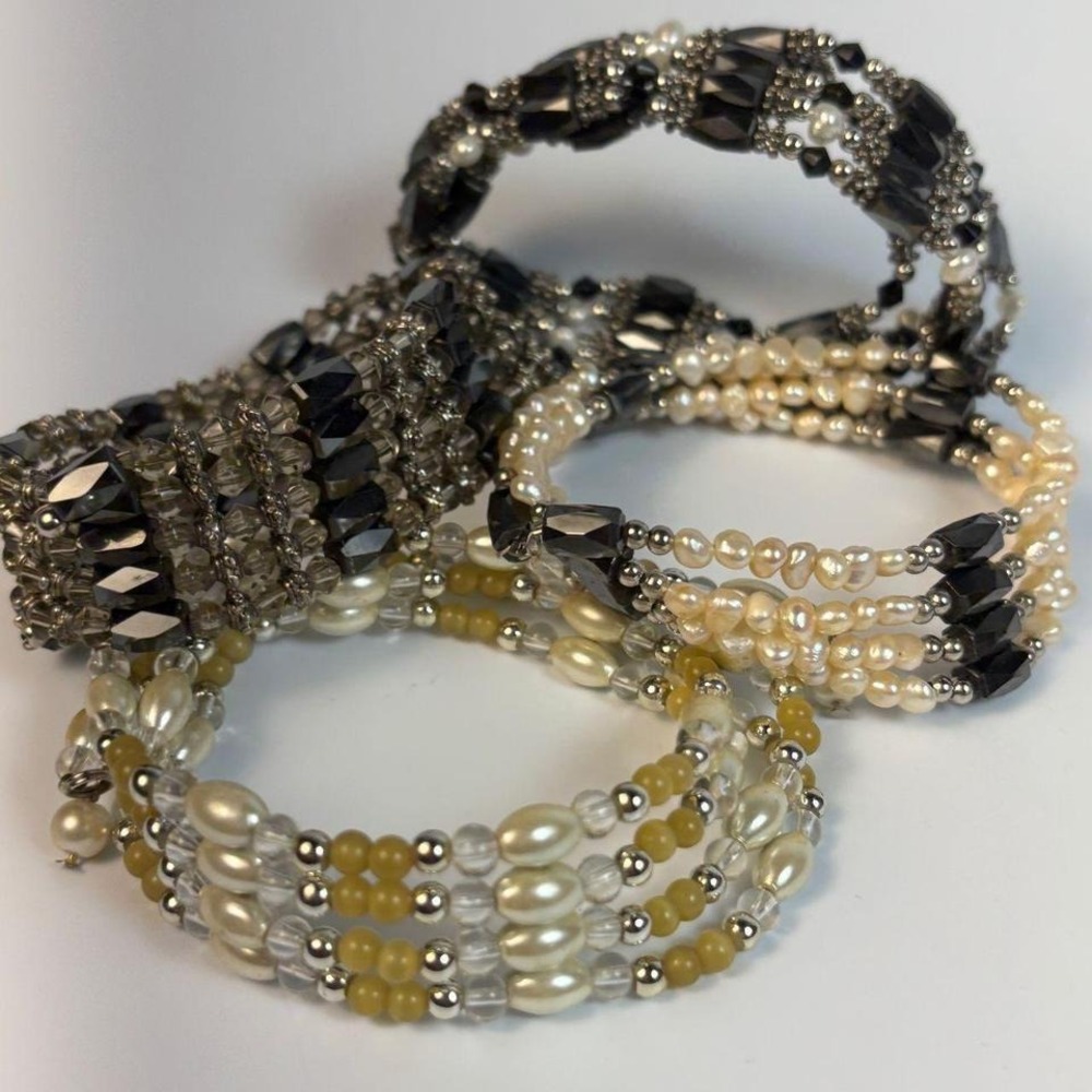 Hematite and ferromagnetic beads on extra long strands